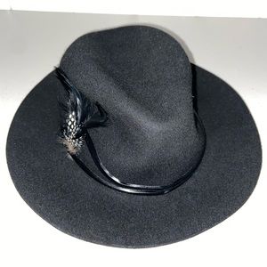 Wool beautiful black fedora with subtle feathers